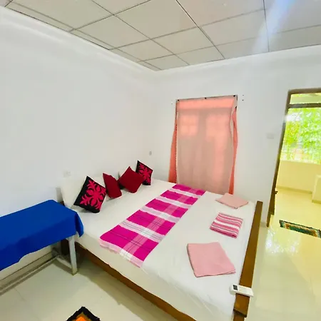 Ferienwohnung Pearl White House Udawalawe Exterior foto