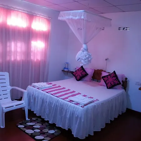Ferienwohnung Pearl White House Udawalawe Exterior foto